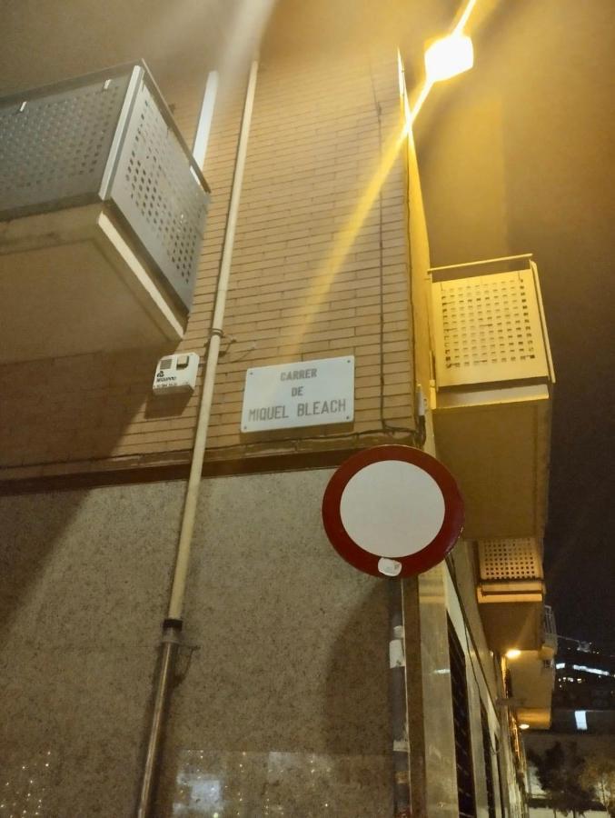 Room Familiar Sants Βαρκελώνη Εξωτερικό φωτογραφία